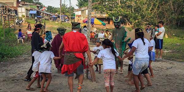 comunidades con adolescentes embarazadas